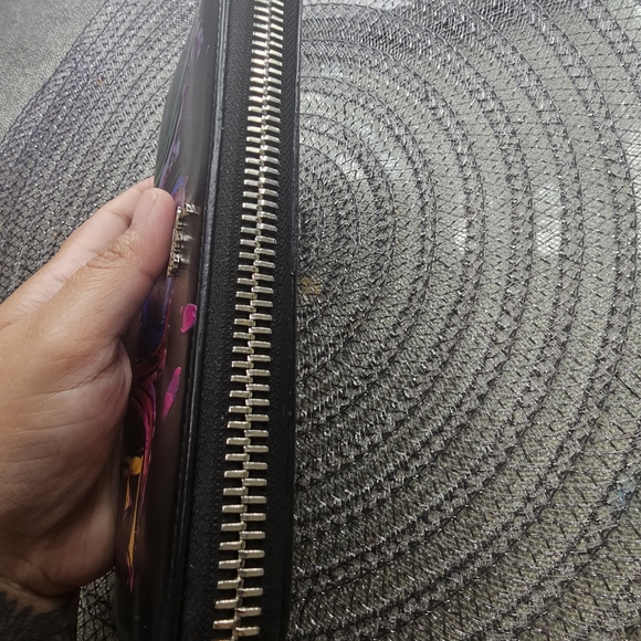 Christian Louboutin Black LOVE Wallet - Picture 9 of 9